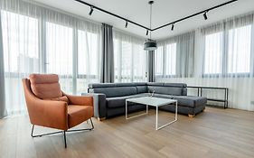 Kondina Suites